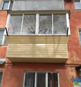 Холодное остекление балкона алюминиевым профилем 