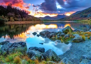 Фото для АЛМАЗНАЯ МОЗАИКА 30*40 СМ "ПЕЙЗАЖ С ЗАКАТОМ НАД ГОРАМИ У ОЗЕРА 22ЦВ"