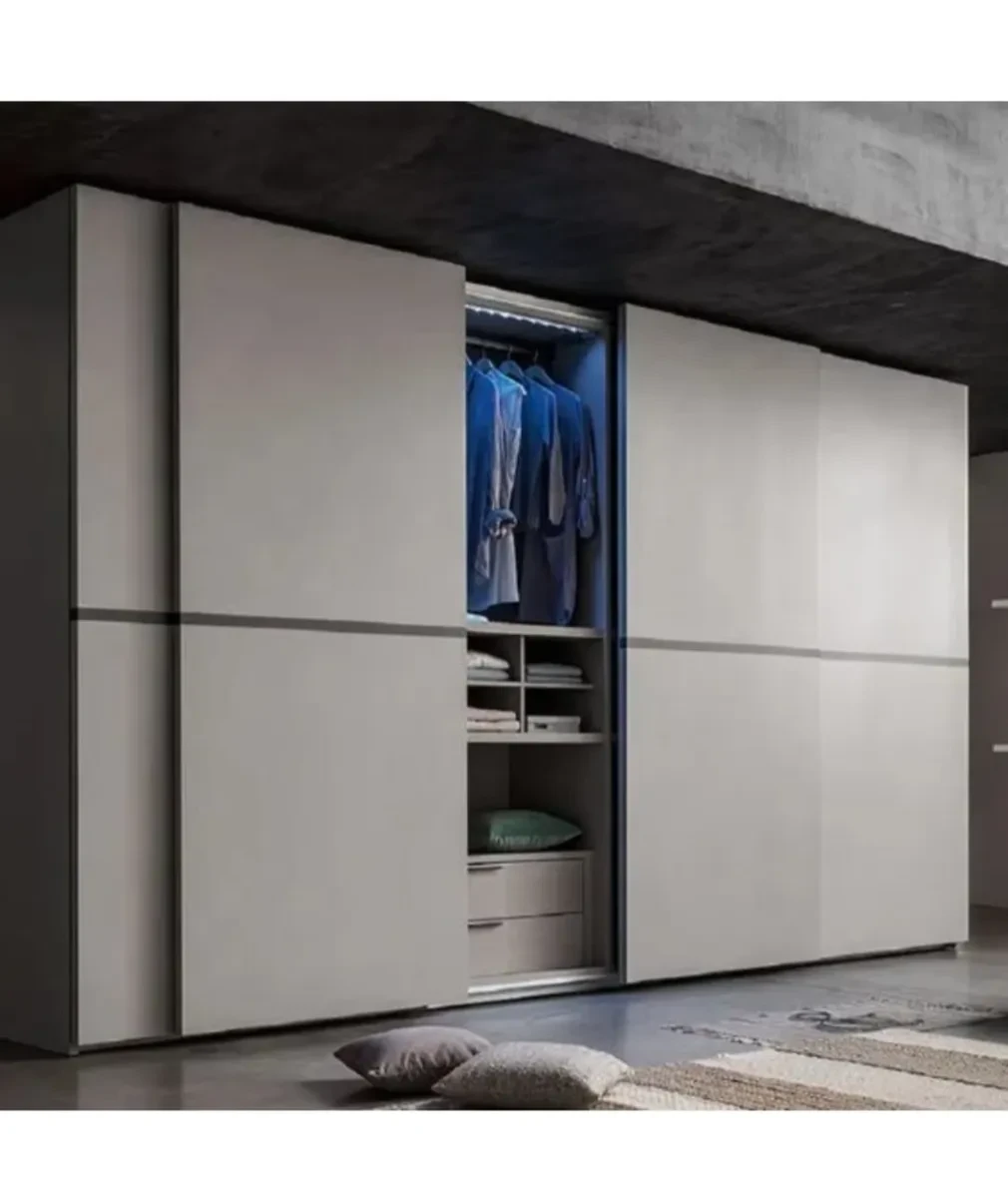 Четырёхстворчатый шкаф-купе. Изготовление на заказ