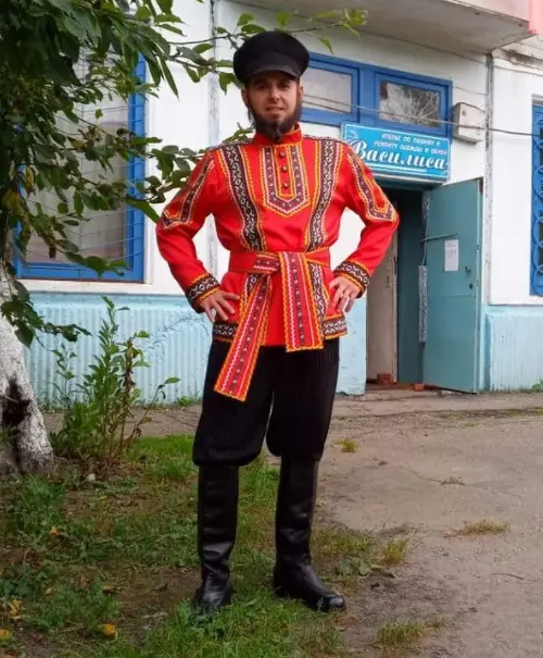 Пошив русского народного костюма для мужчин.