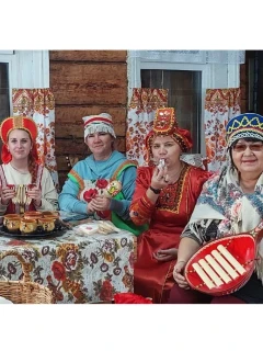 Изба русских забав