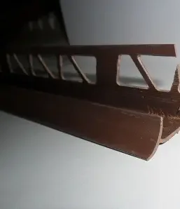 Фото для Угол внутренний темный шоколад 9-10мм, 2,5м РОССИЯ