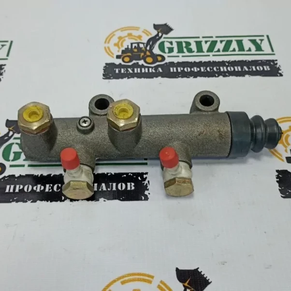 Фото для Тормозной цилиндр правый 130j2