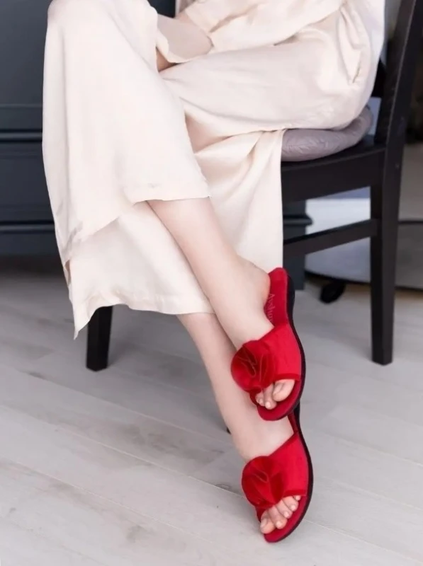 j93qnugefnjlkoj7im7tg2uc3zuu6gx6