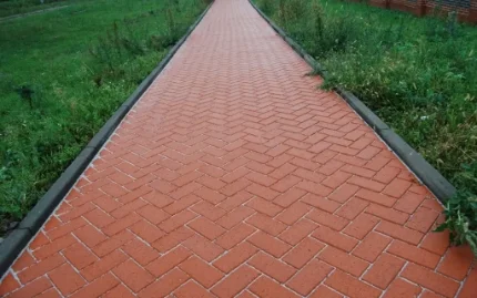 Тротуарная плитка "Кирпич" (красная, h = 8 см)