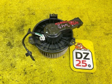 Фото для Мотор печки HONDA CRV RM1/RM3/RM4 R20A 2012/Цвет PB81P перед. (б/у)