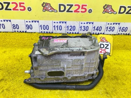 Фото для Инвертор TOYOTA NOAH ZWR80G 2ZRFXE 2014/Цвет 1F7 перед. (б/у)