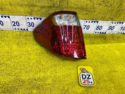 Фото для Стоп-сигнал TOYOTA ALPHARD GGH25/GGH20W/GGH20/ANH20W/ANH20/ANH25W/ANH25/ATH20W/ATH20 2GRFE 2010/58 задн. лев. (б/у)