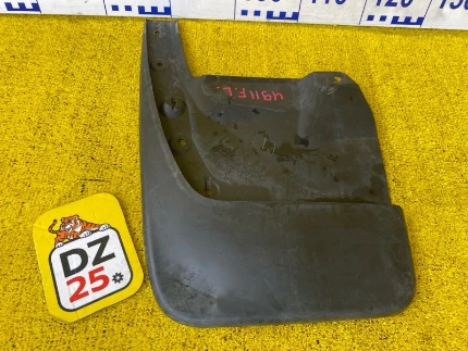 Фото для Брызговик TOYOTA LAND CRUISER PRADO (б/у)