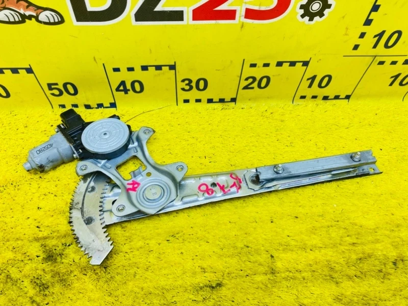 Фото для Стеклоподъемник MITSUBISHI OUTLANDER GG2W 4B11 2014/Цвет U17A задн. лев. (б/у)