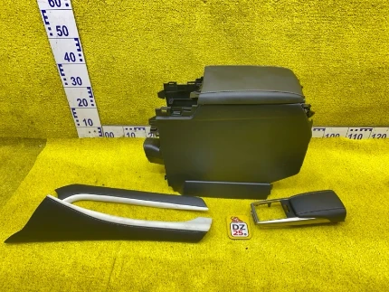 Фото для Бардачок между сиденьями LEXUS RX300/RX450H/RX450HL/RX350/RX350L/RX200T (б/у)